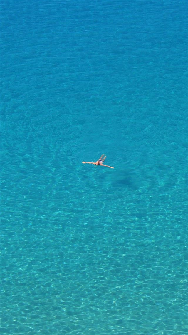 1080x1920 Ocean sea blue swim vacation simple - sea iPhone 8 Wallpaper