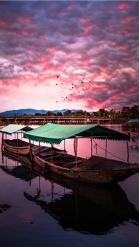 Reflection of Japan  wallpaper