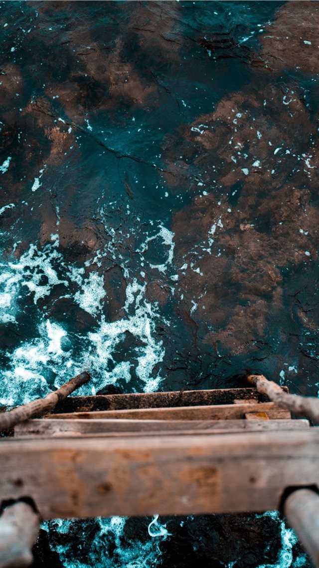 1080x1920 Way to Ocean - foam iPhone 8 Wallpaper
