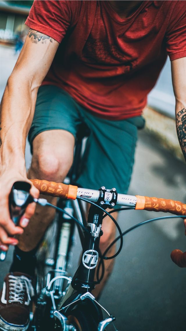 1080x1920 Summer Biking - alley iPhone 8 Wallpaper
