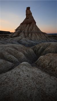 A breeze through the desert  wallpaper