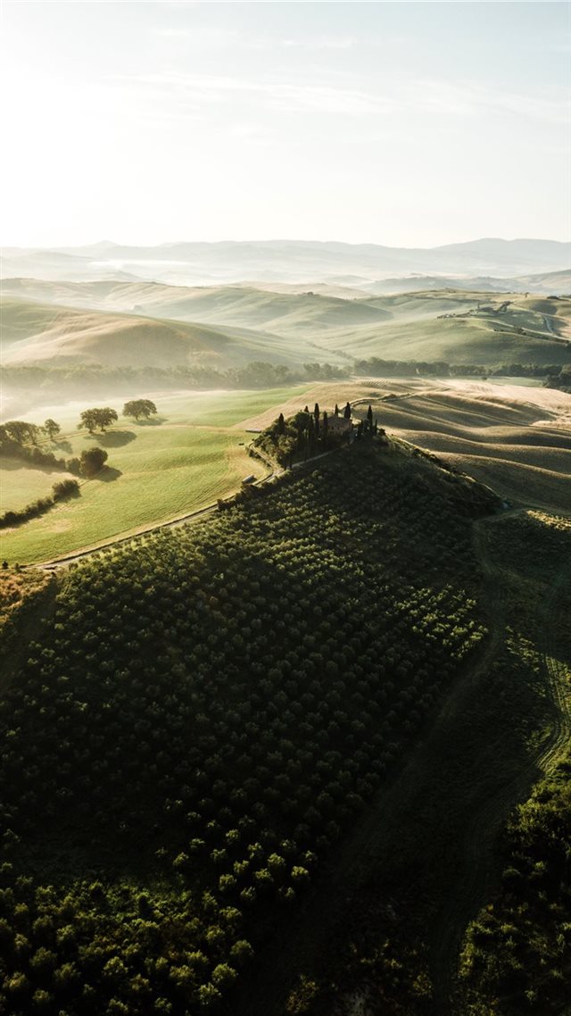 1080x1920 Early morning in Tuscany - fog iPhone 8 Wallpaper