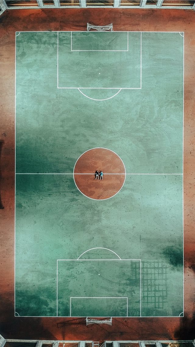 1080x1920 Love story inside the playground  - hong kong iPhone 8 Wallpaper