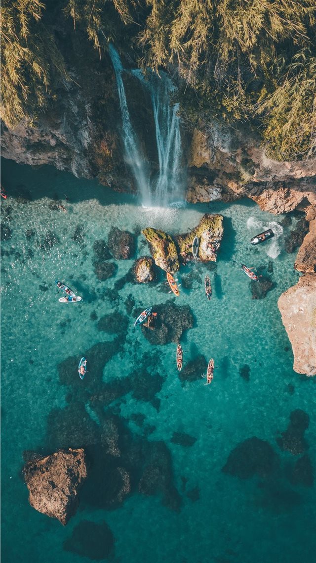 1080x1920 Nerja  Spain - couple iPhone 8 Wallpaper