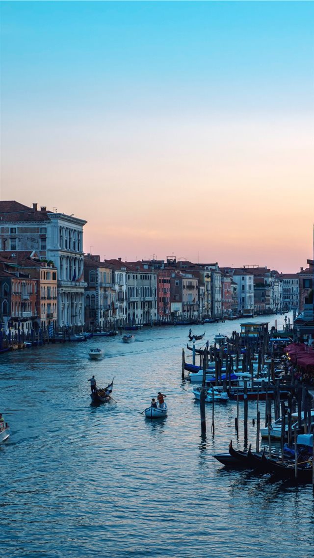1080x1920 Venice Sunset - sea iPhone 8 Wallpaper