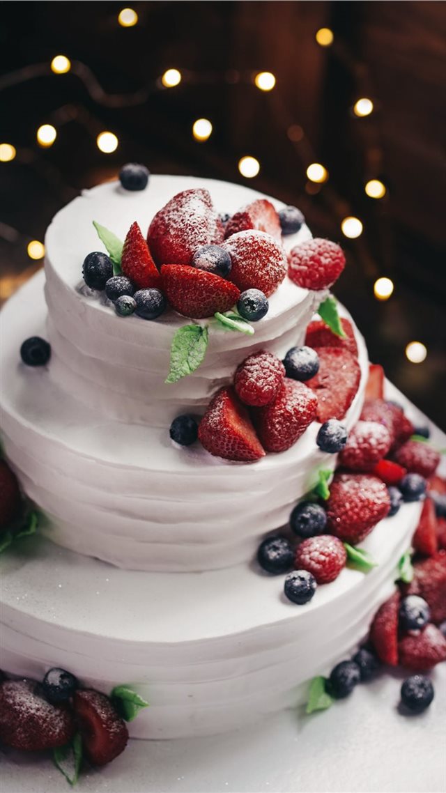 1080x1920 wedding berries cake - raspberry iPhone 8 Wallpaper