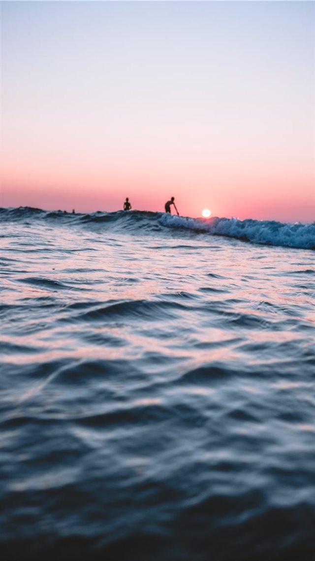 1080x1920 Calming Beach Waves - people iPhone 8 Wallpaper
