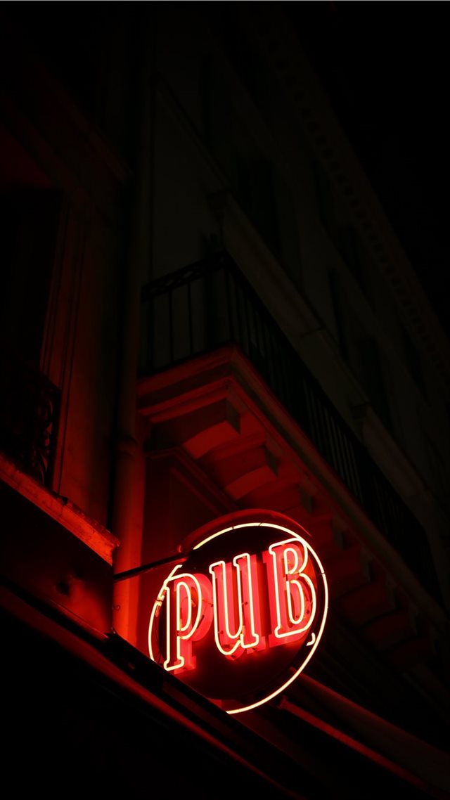 1080x1920 Last pub in Paris - neon iPhone 8 Wallpaper