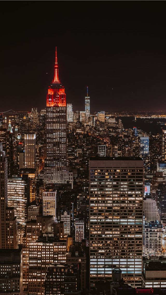 1080x1920 Bright New York skyline - top of the rock iPhone 8 Wallpaper