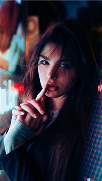 Gabi Diniz wallpaper