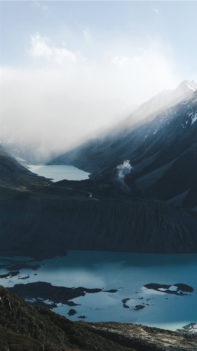 1080x1920 Cook Light Rays - hiking iPhone 8 Wallpaper