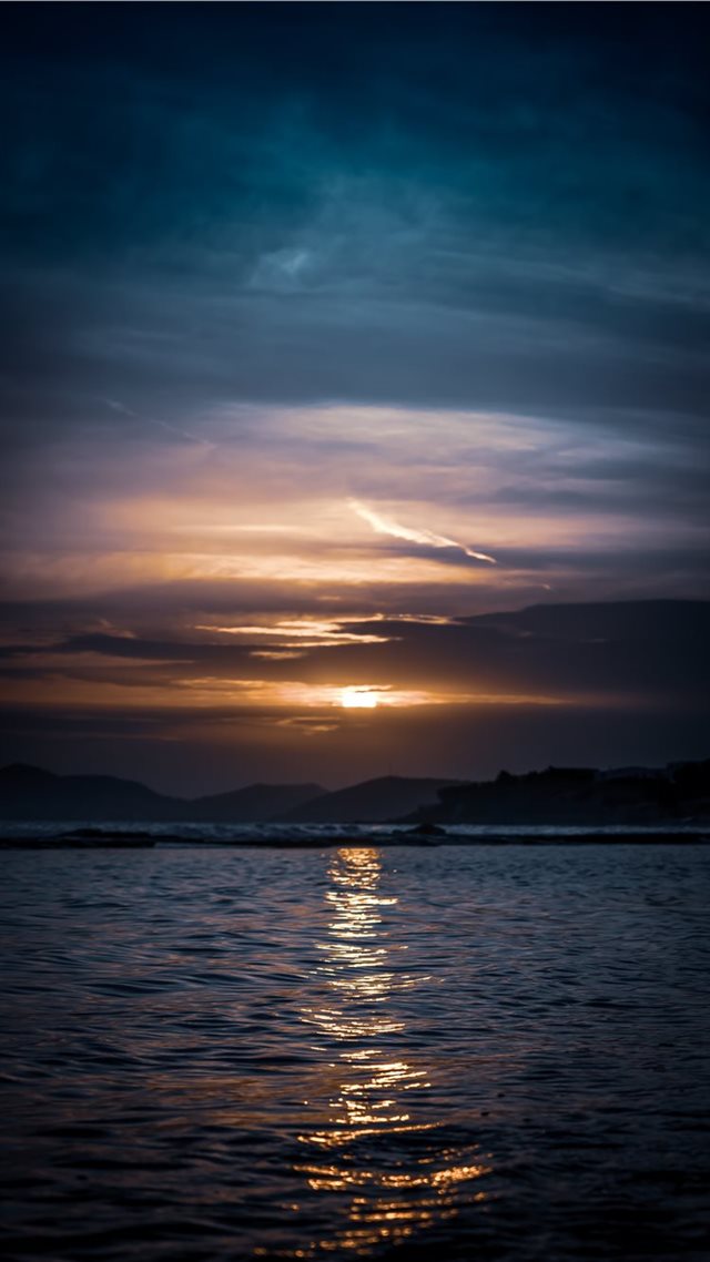 1080x1920 Sunset love - sun iPhone 8 Wallpaper