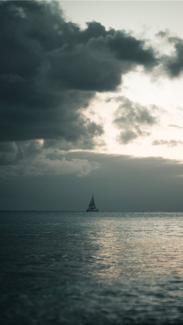 1080x1920 Barbados - boat iPhone 8 Wallpaper