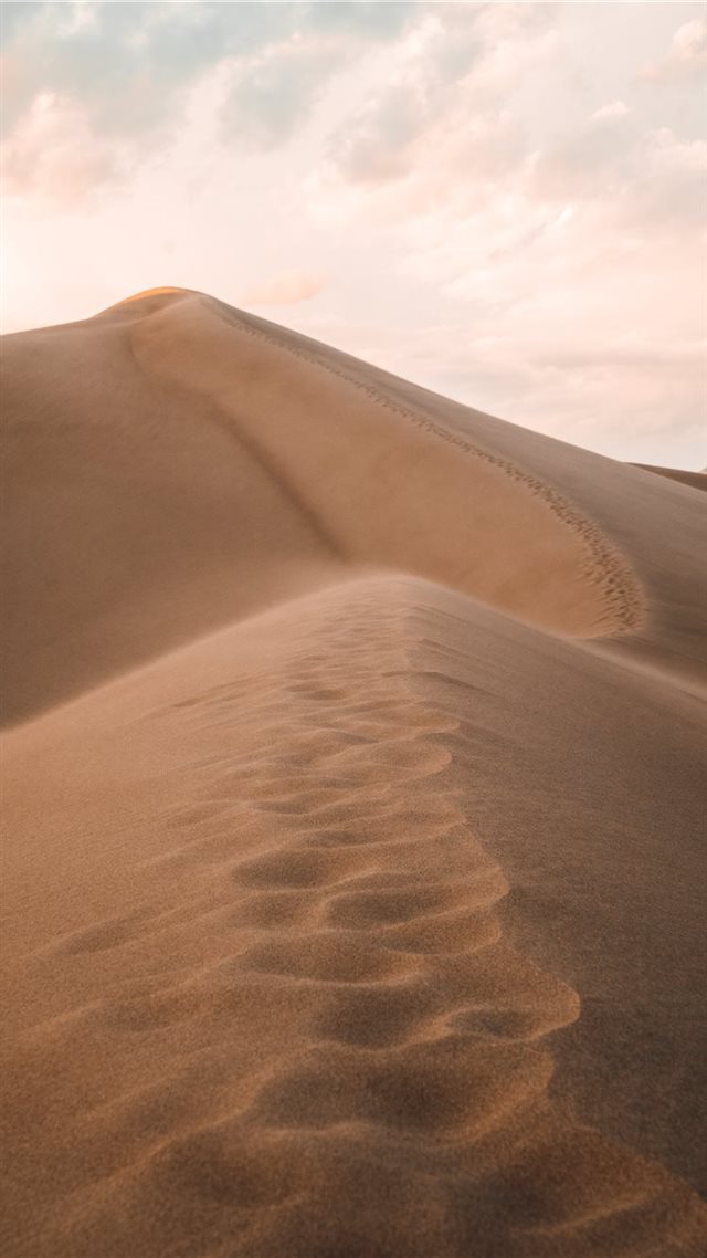 1080x1920 Hiking in the Great Sand Dunes National Park the m... - outdoors iPhone 8 Wallpaper