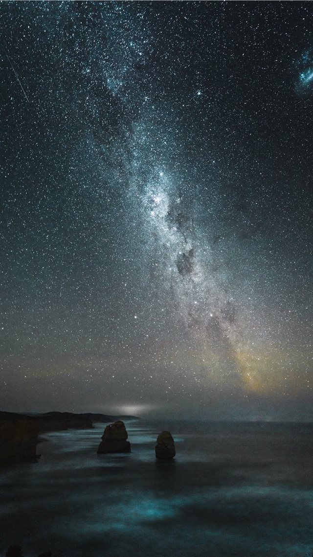 1080x1920 Milky Way   Instagram  @WithLuke - shoreline iPhone 8 Wallpaper