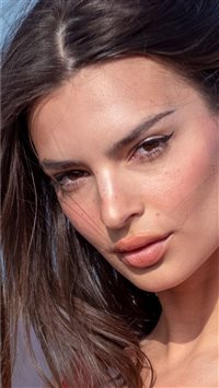 emily ratajkowski 2019 latest wallpaper