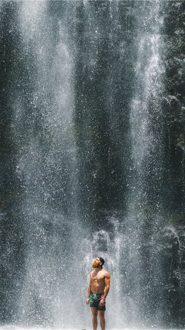 1080x1920 farmer tan  -  iPhone 8 Wallpaper