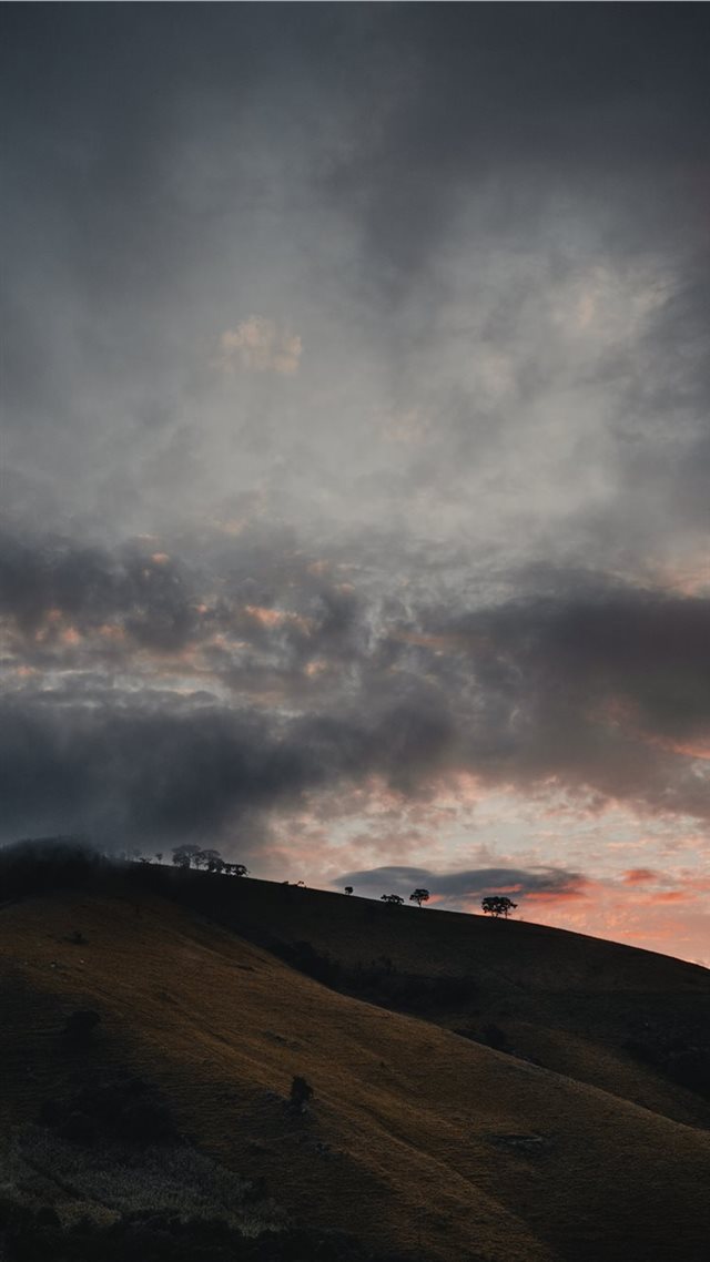 1080x1920 Extrema  Brazil - countryside iPhone 8 Wallpaper
