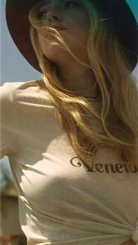 dakota fanning the edit by net a porter photoshoot wallpaper