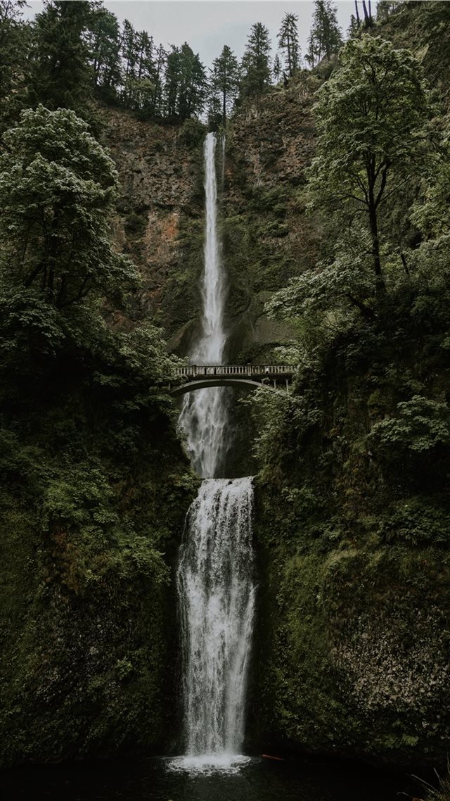 1080x1920 Benson Bridge Multnomah Falls - bridge iPhone 8 Wallpaper