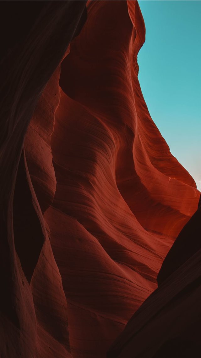 1080x1920 brown rock formation -  iPhone 8 Wallpaper