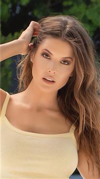 amanda cerny 2019 wallpaper