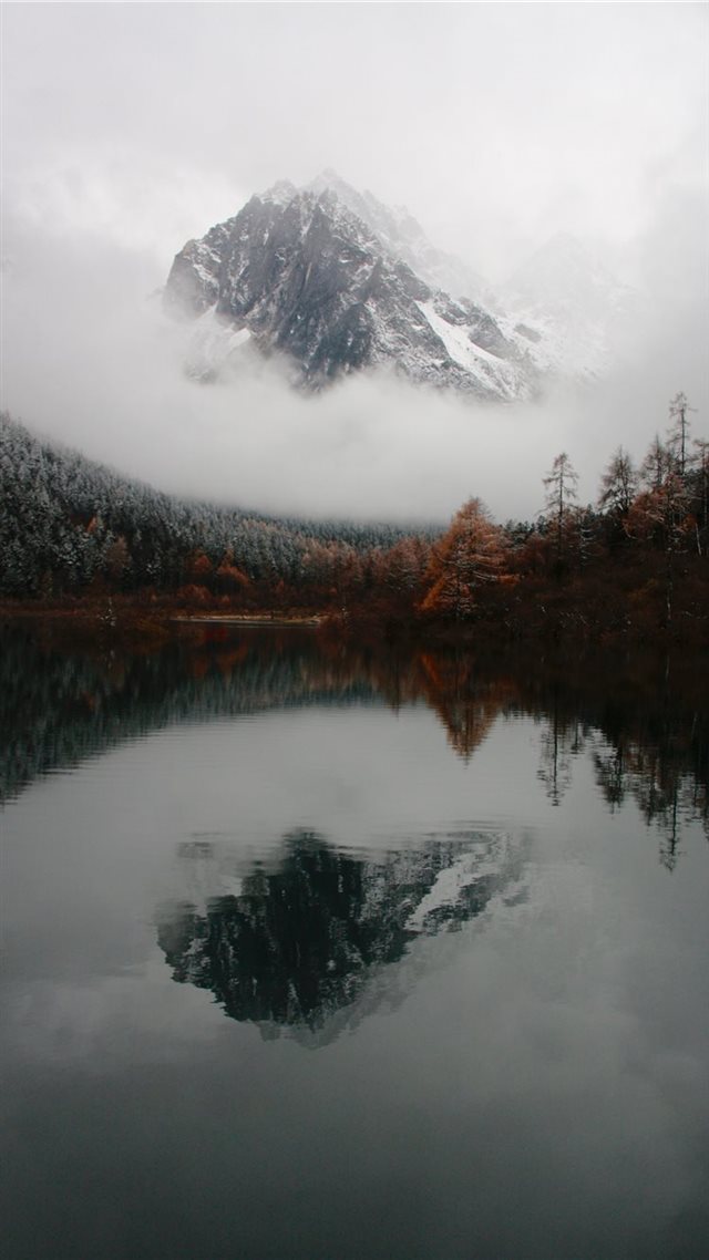 1080x1920 banff national park utah - water iPhone 8 Wallpaper