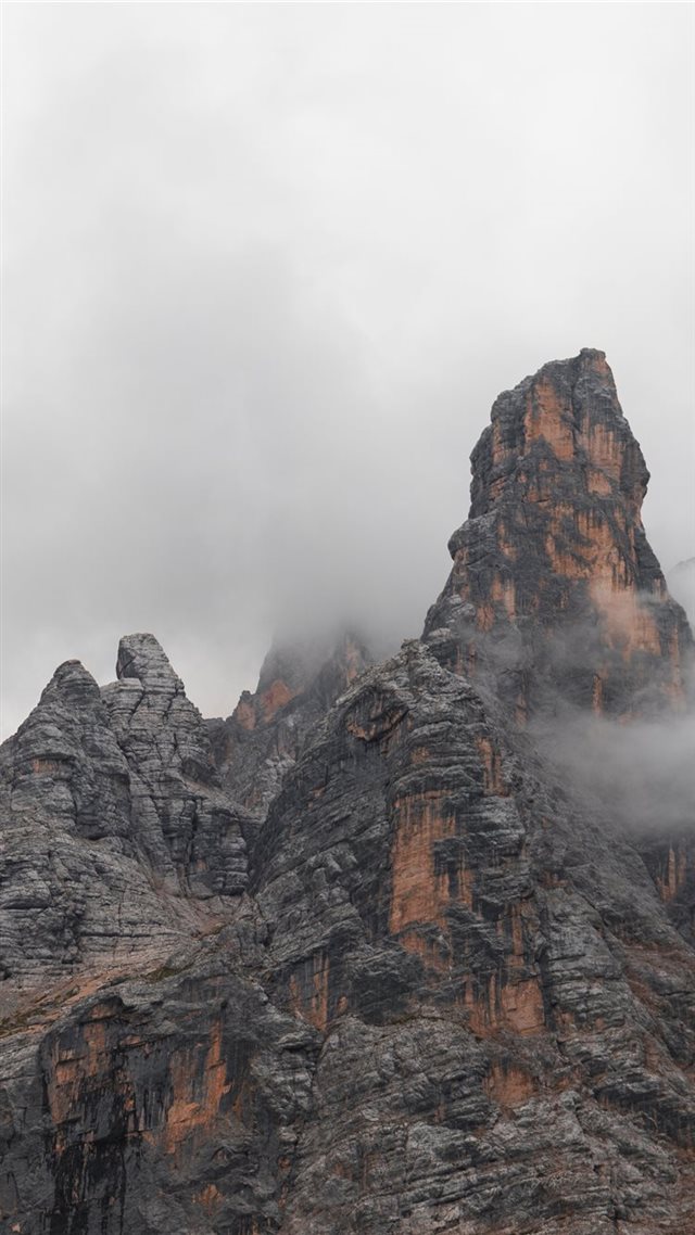 1080x1920 brown mountain - italy iPhone 8 Wallpaper
