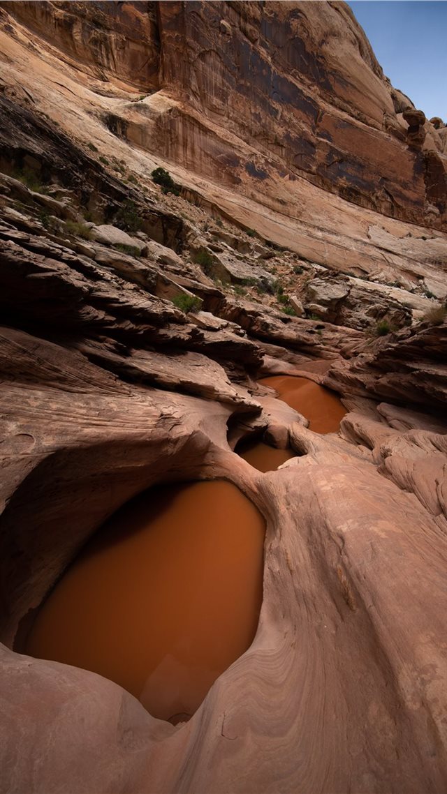 1080x1920 brown rock formation - water iPhone 8 Wallpaper