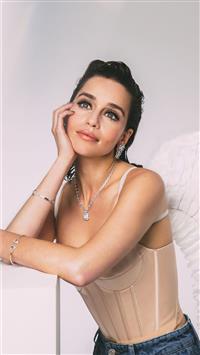 emilia clarke wonderland magazine 2020 4k wallpaper