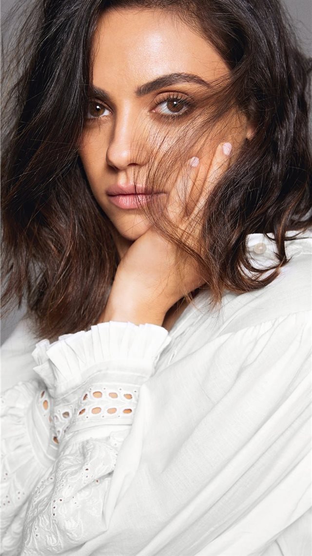 1080x1920 mila kunis 2020 4k - girls iPhone 8 Wallpaper