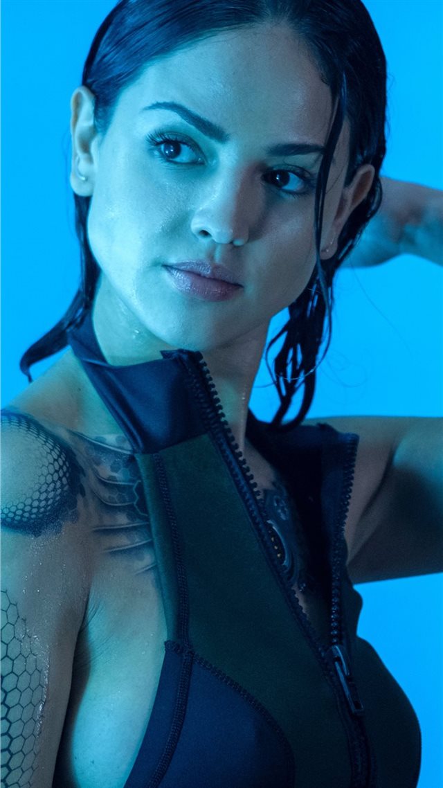 1080x1920 eiza gonzalez bloodshot 5k 2020 - bloodshot iPhone 8 Wallpaper