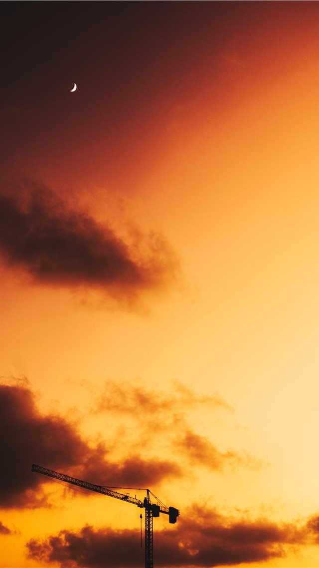 1080x1920 industrial crane during golden hour - light iPhone 8 Wallpaper