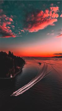 jetski on body of water wallpaper