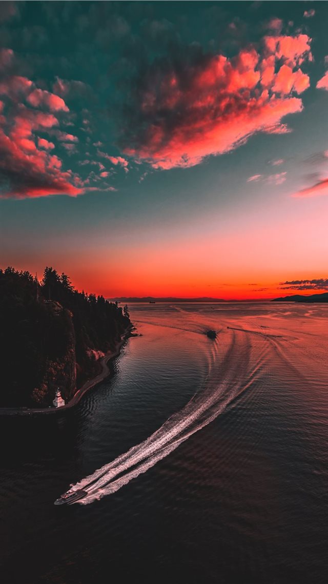 1080x1920 jetski on body of water - vancouver iPhone 8 Wallpaper