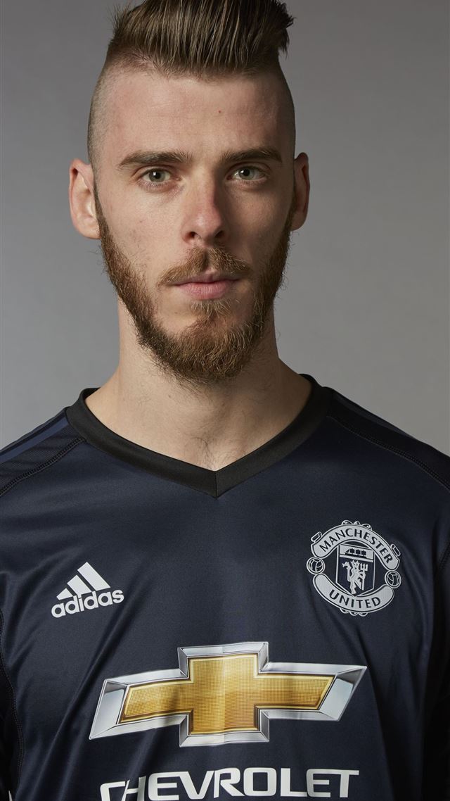 1080x1920 Manchester United goalkeeper David De Gea Official... - spain iPhone 8 Wallpaper