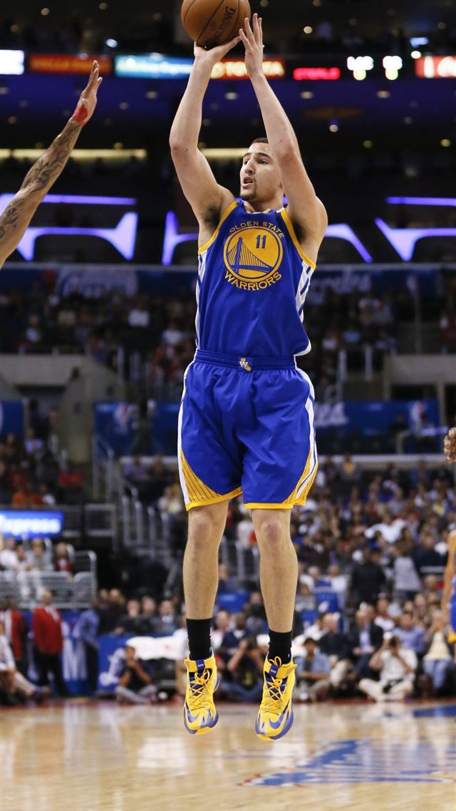 1080x1920 Klay Thompson Cave - basketball celebrity iPhone 8 Wallpaper
