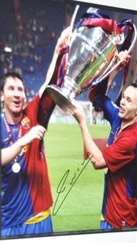 Hình nền đẹp Andres Iniesta autograph wallpaper