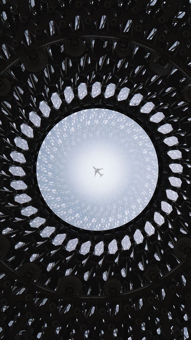 1080x1920 black and white round ceiling light - uk iPhone 8 Wallpaper