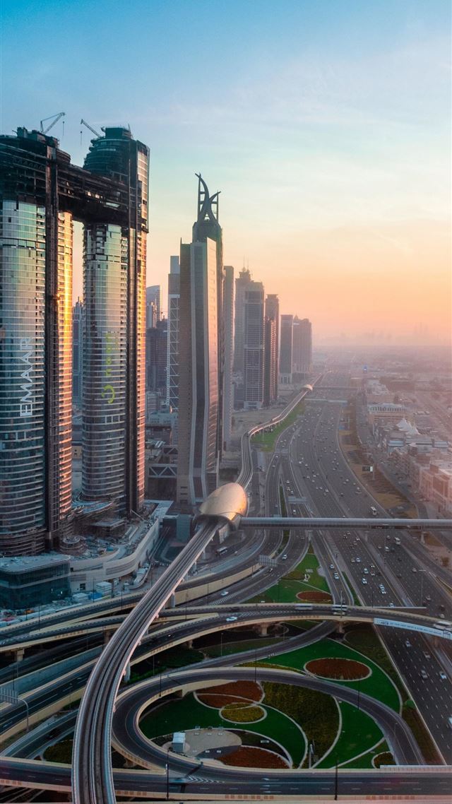 1080x1920 Dubai high towers buildings city - united arab emirates iPhone 8 Wallpaper