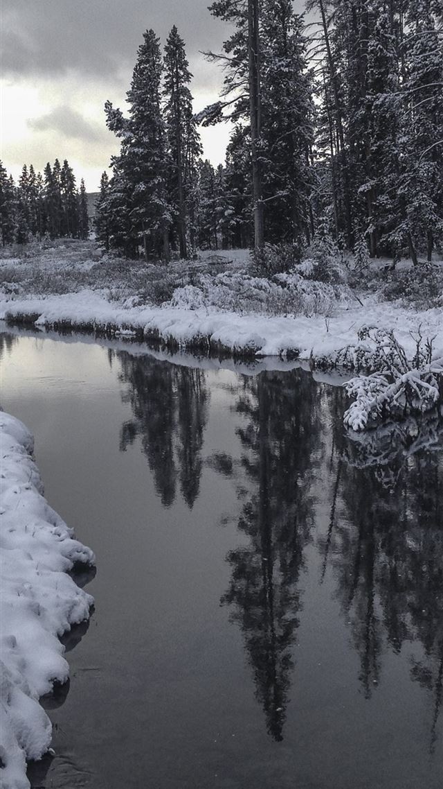 1080x1920 yellowstone national park wyoming usa Samsung Gala... - 100 most beautiful places to visit iPhone 8 Wallpaper
