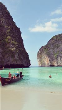 Phi Phi Islands wallpaper