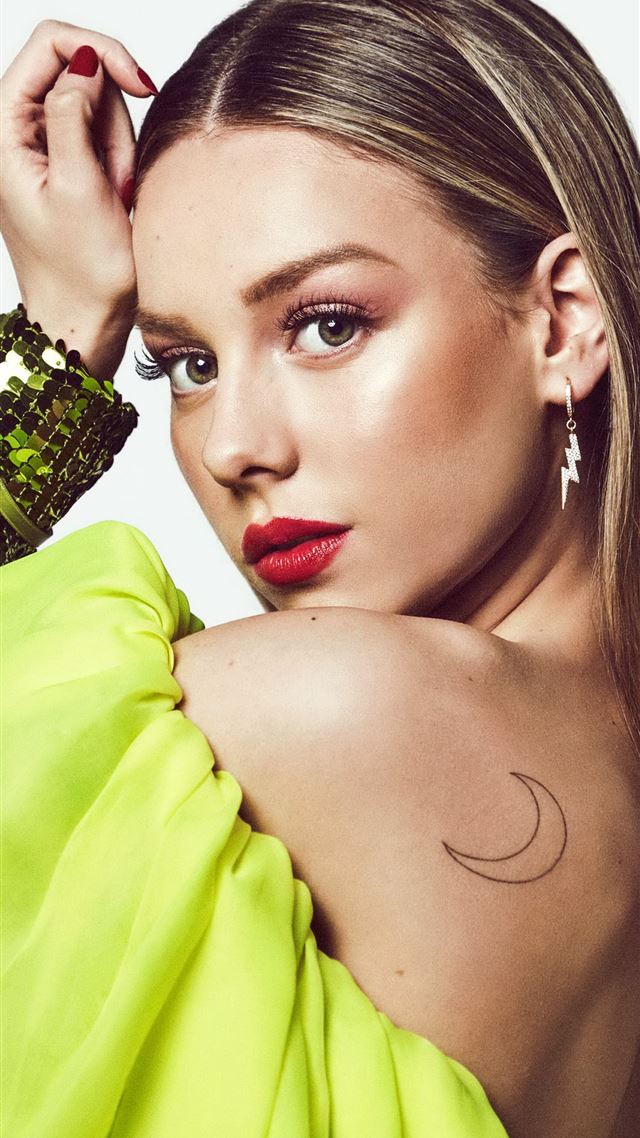 1080x1920 ester exposito 8k - 4k iPhone 8 Wallpaper