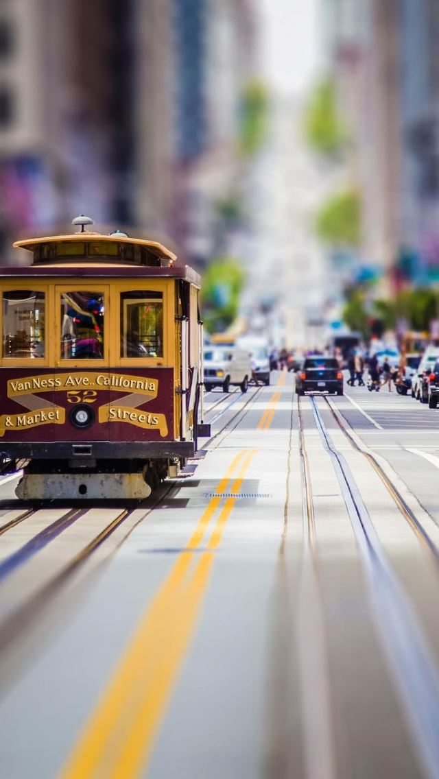 San Francisco Vintage Tram Iphone Se Wallpaper Download Iphone