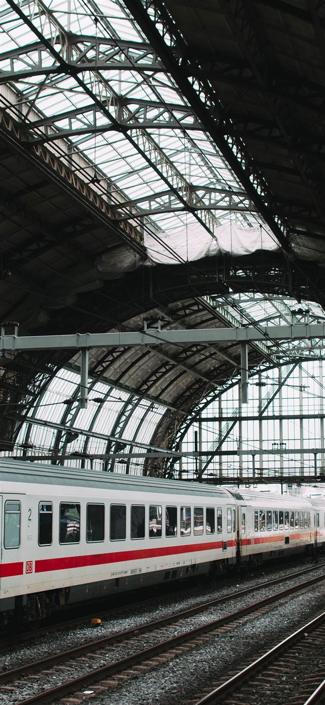 1080x1920 Amsterdam -  iPhone SE Wallpaper