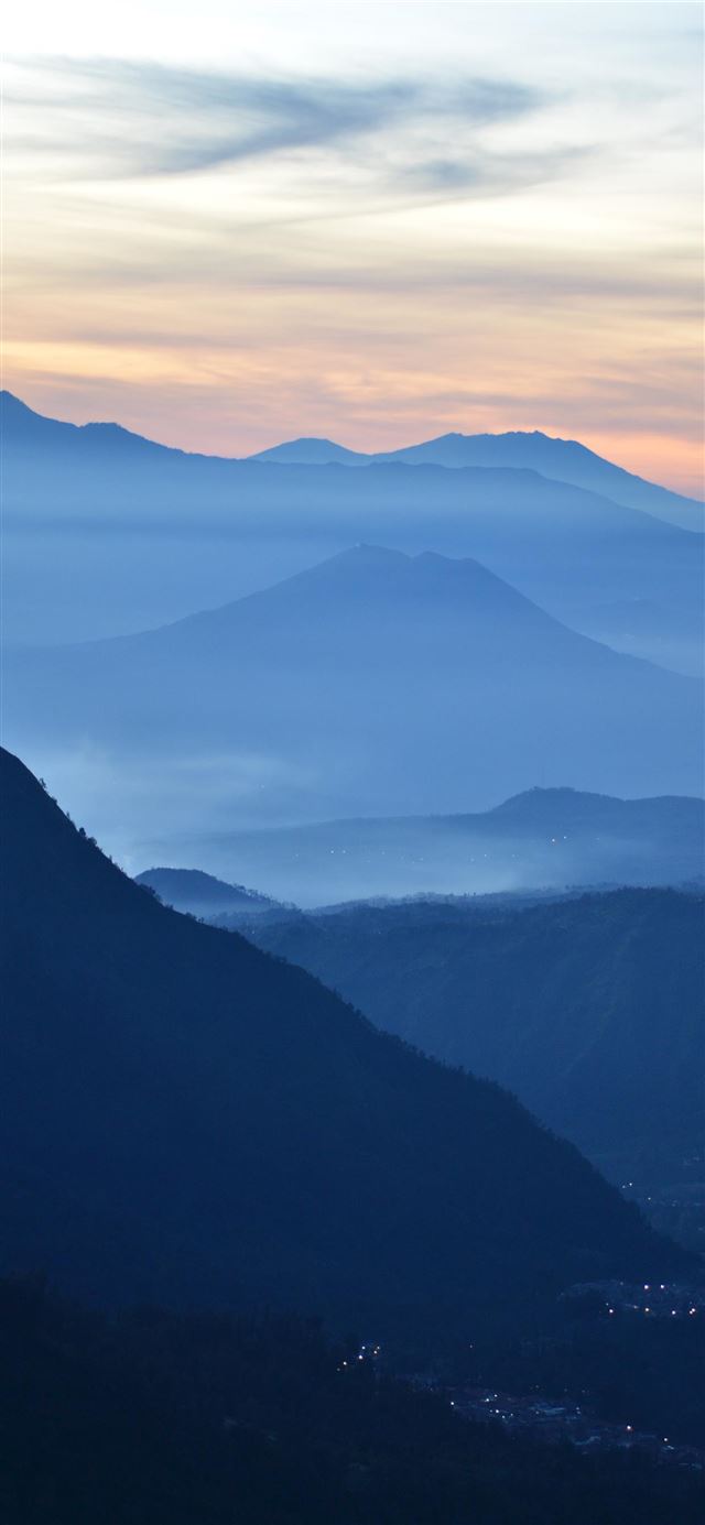 1080x1920 Sunrise at Mt  Bromo -  iPhone SE Wallpaper