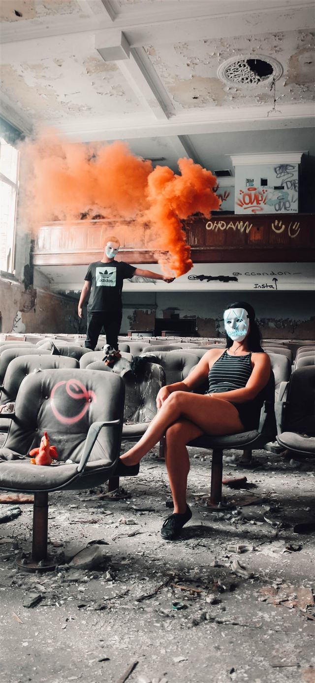 1080x1920 Smoke ‘em if you got ‘em - color iPhone SE Wallpaper
