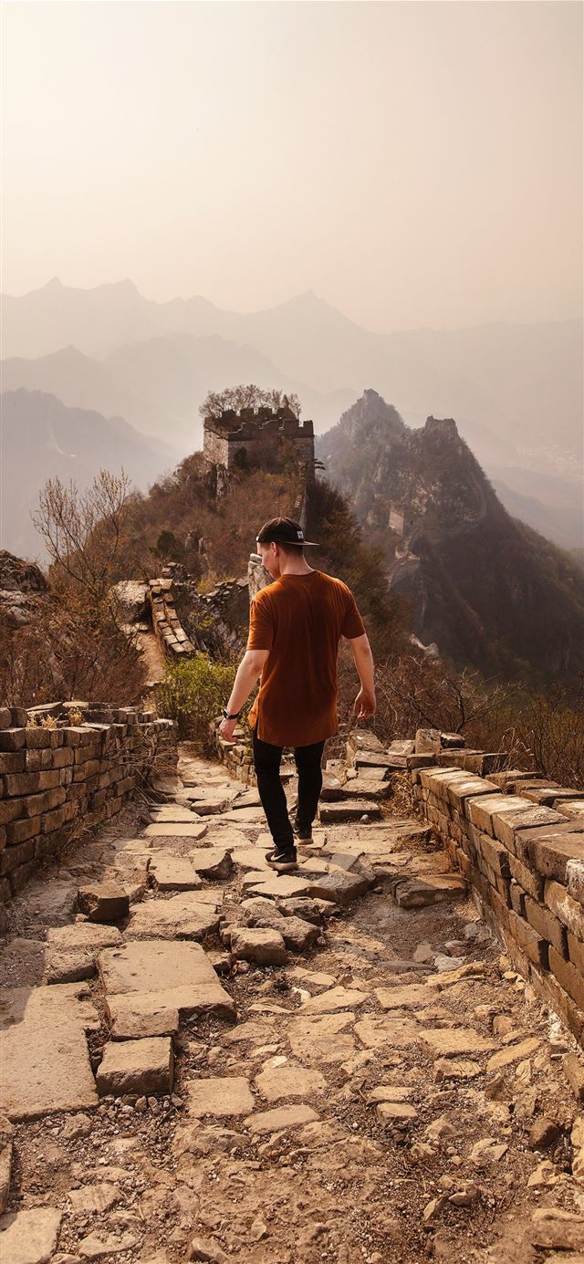 1080x1920 Jiankou Great Wall - mist iPhone SE Wallpaper