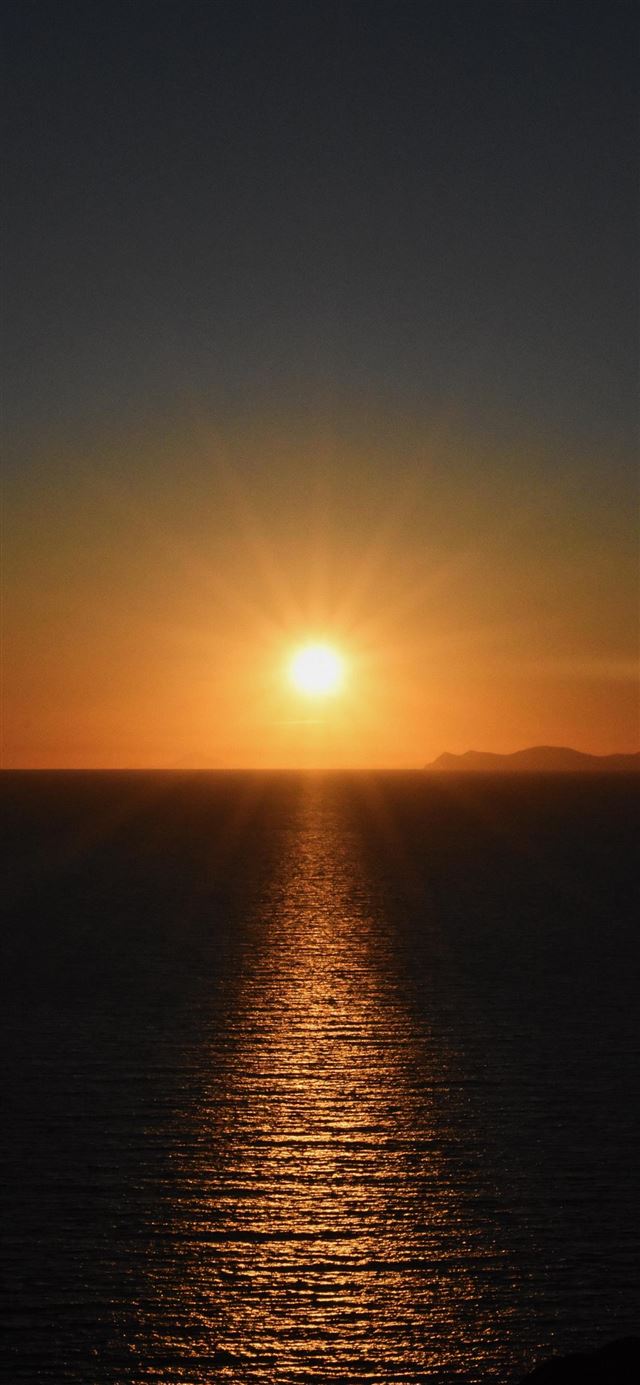 1080x1920 Oia  Santorini - sky iPhone SE Wallpaper