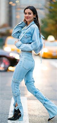 victoria justice street photography 2019 wallpaper